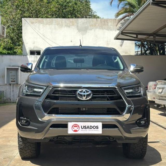 Foto HILUX DC 4X4 SRV MEC 