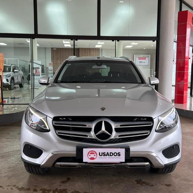 Foto MERCEDES BENZ
